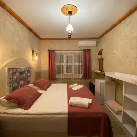 Capiedra Hotel 3*