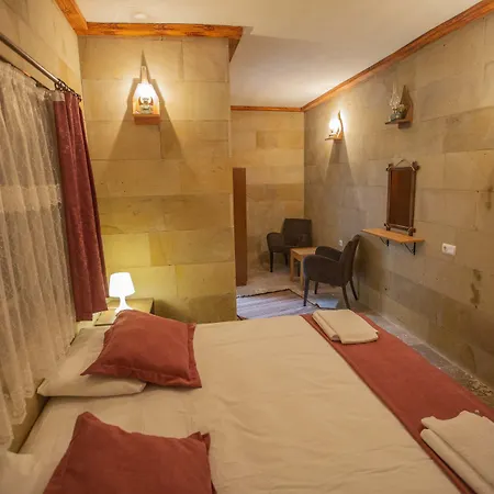 Capiedra Hotel 3*