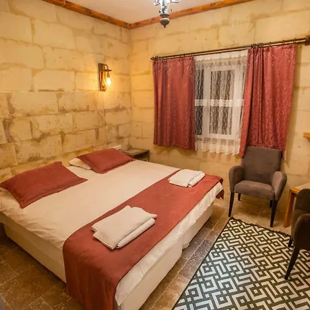 Capiedra Hotel