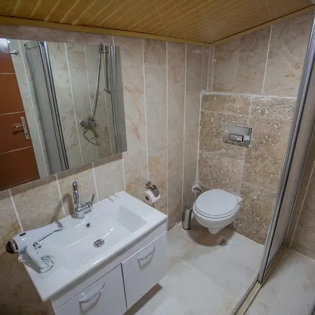 Hotel Capiedra 3*