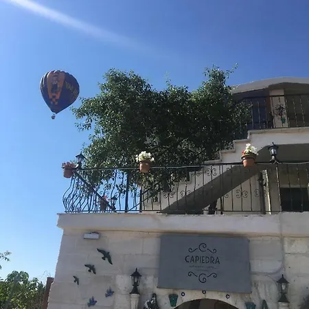 Capiedra Hotel