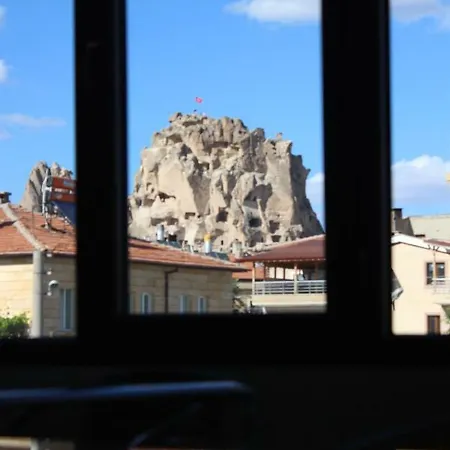Capiedra Hotel